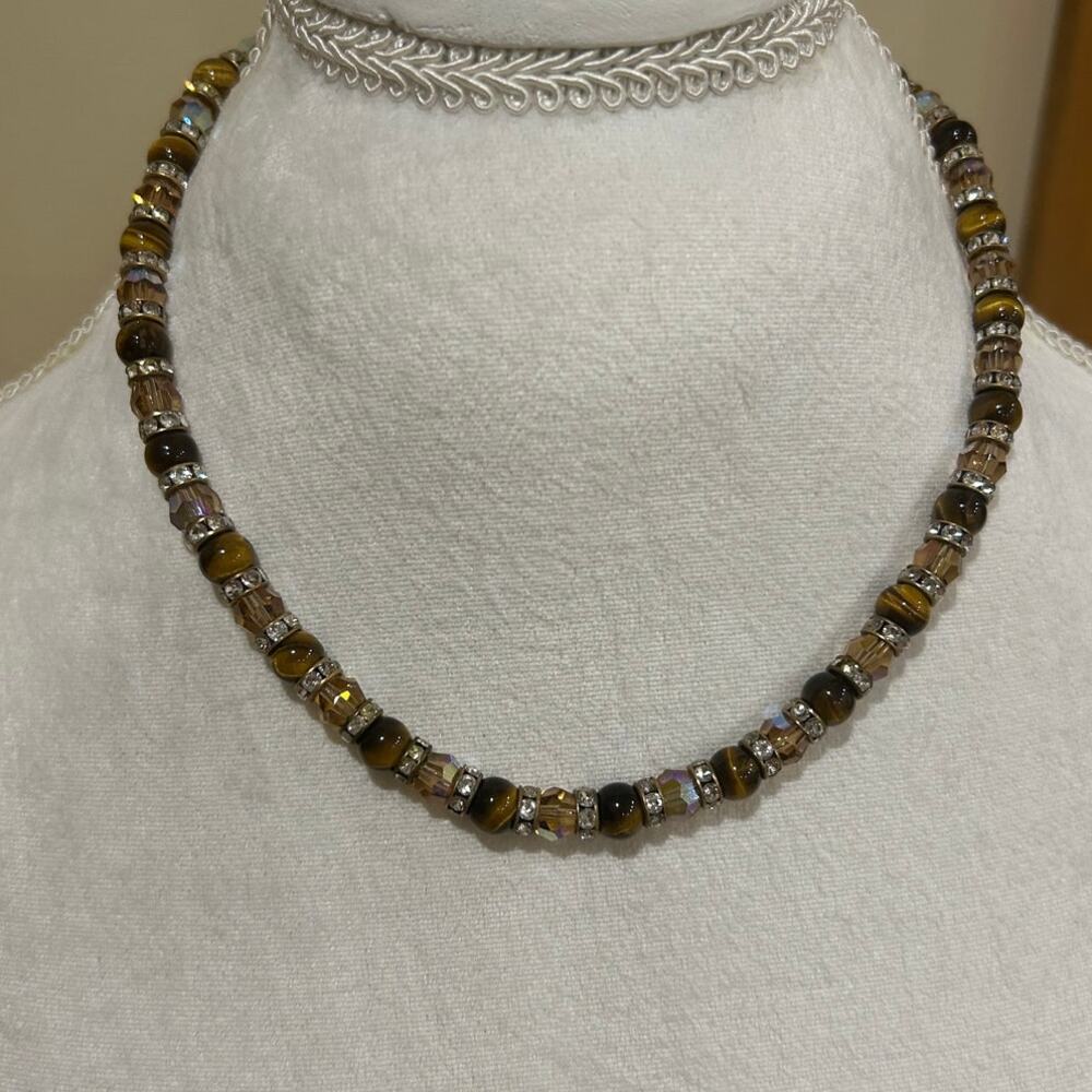 Tigers eye and faceted crystal bead necklace 18"
